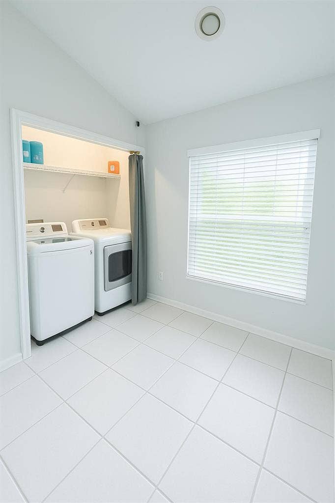 4 BR in Wesley Chapel