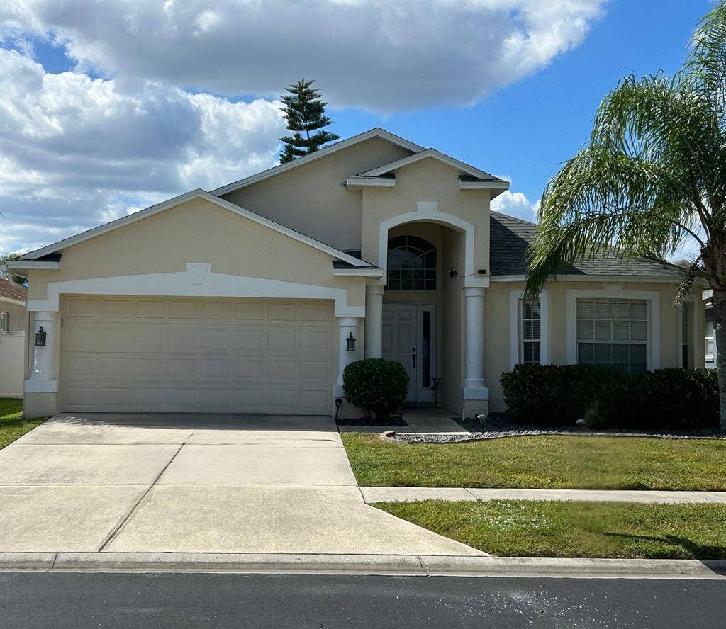 4 BR in Wesley Chapel