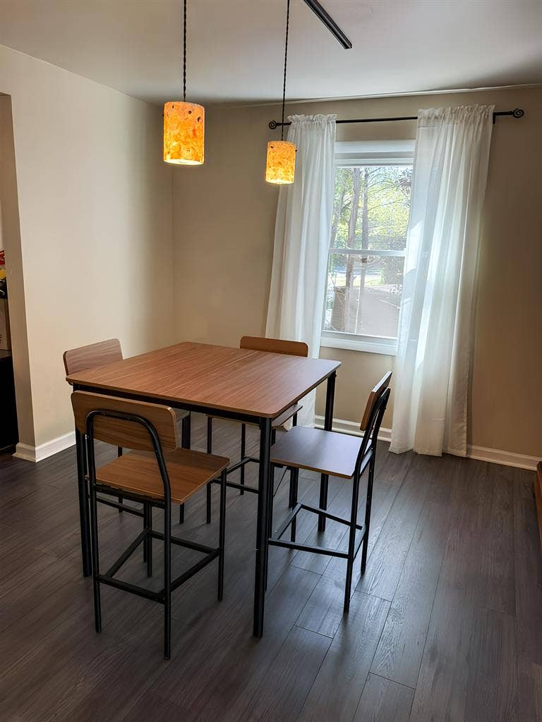 5 BR in Charlotte