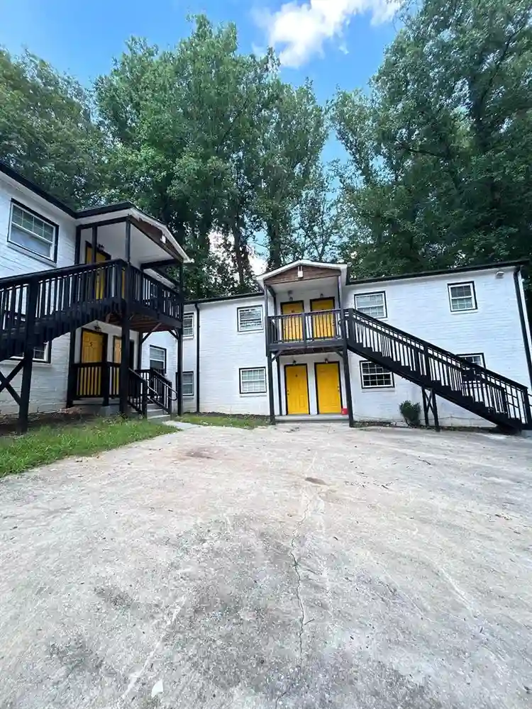 2 BR in Atlanta