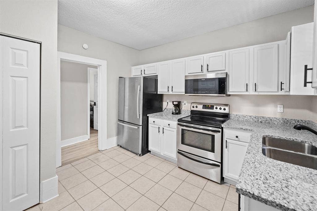 7 BR in Jacksonville