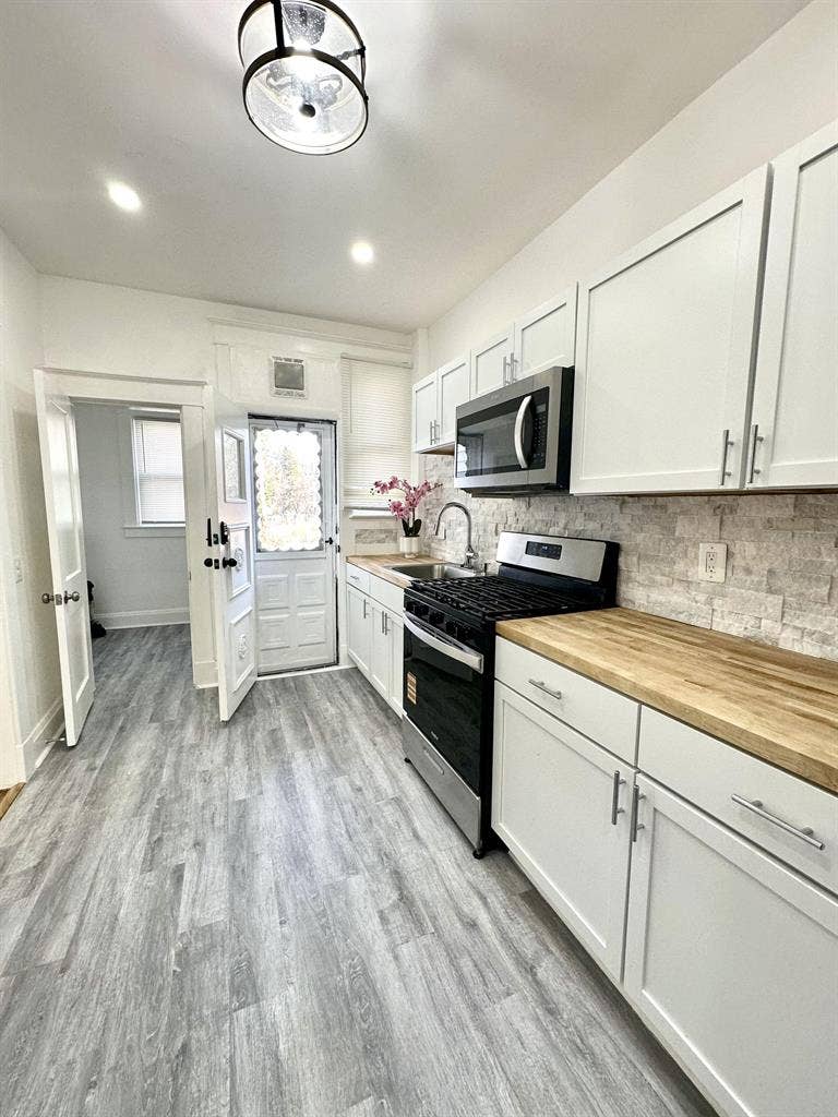 5 BR in Baltimore