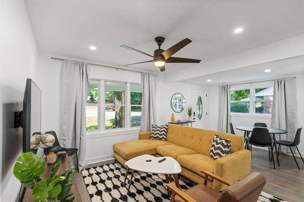 3 BR in Charlotte
