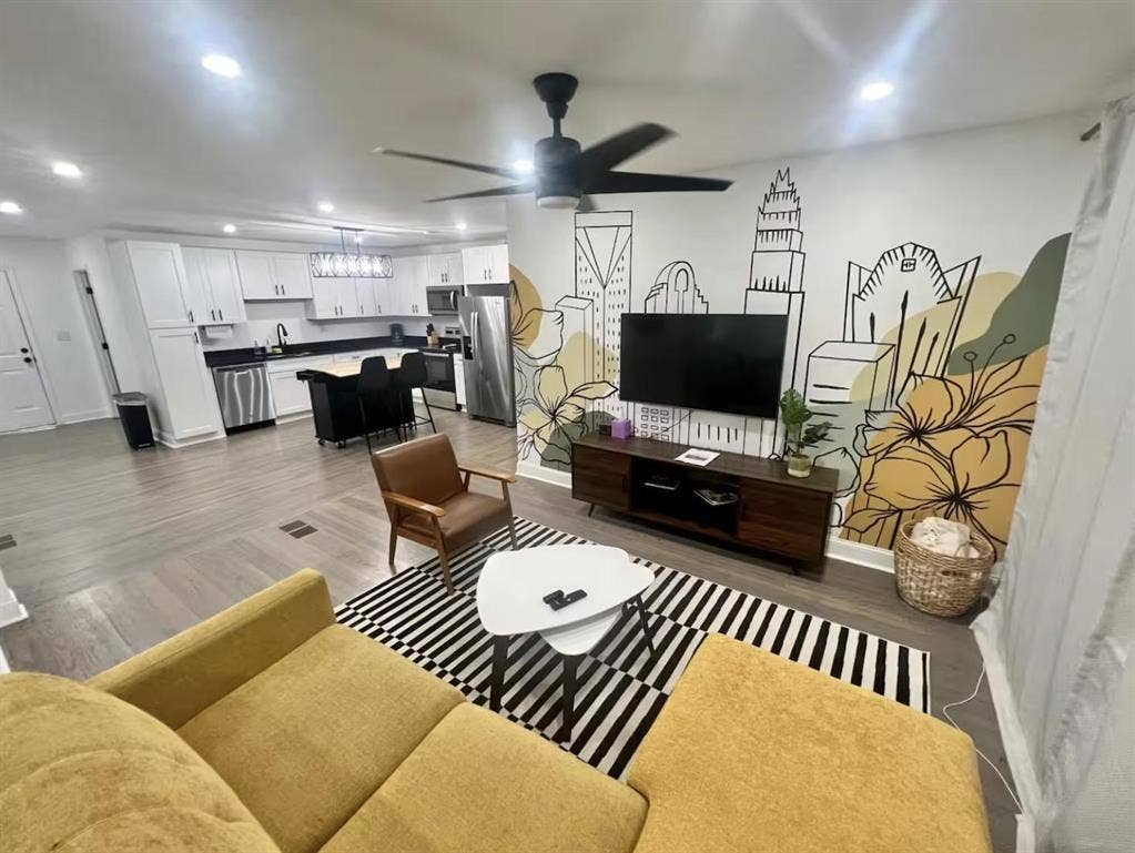 3 BR in Charlotte