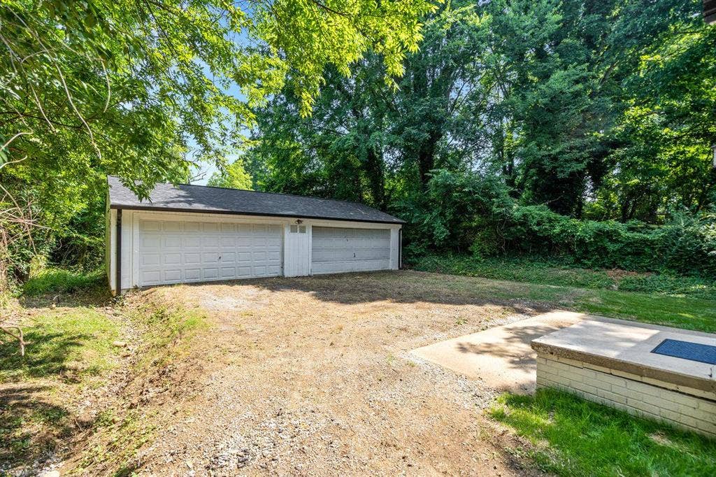 3 BR in Charlotte