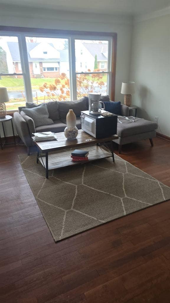 5 BR in Euclid