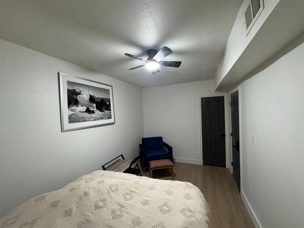 3 BR in Washington