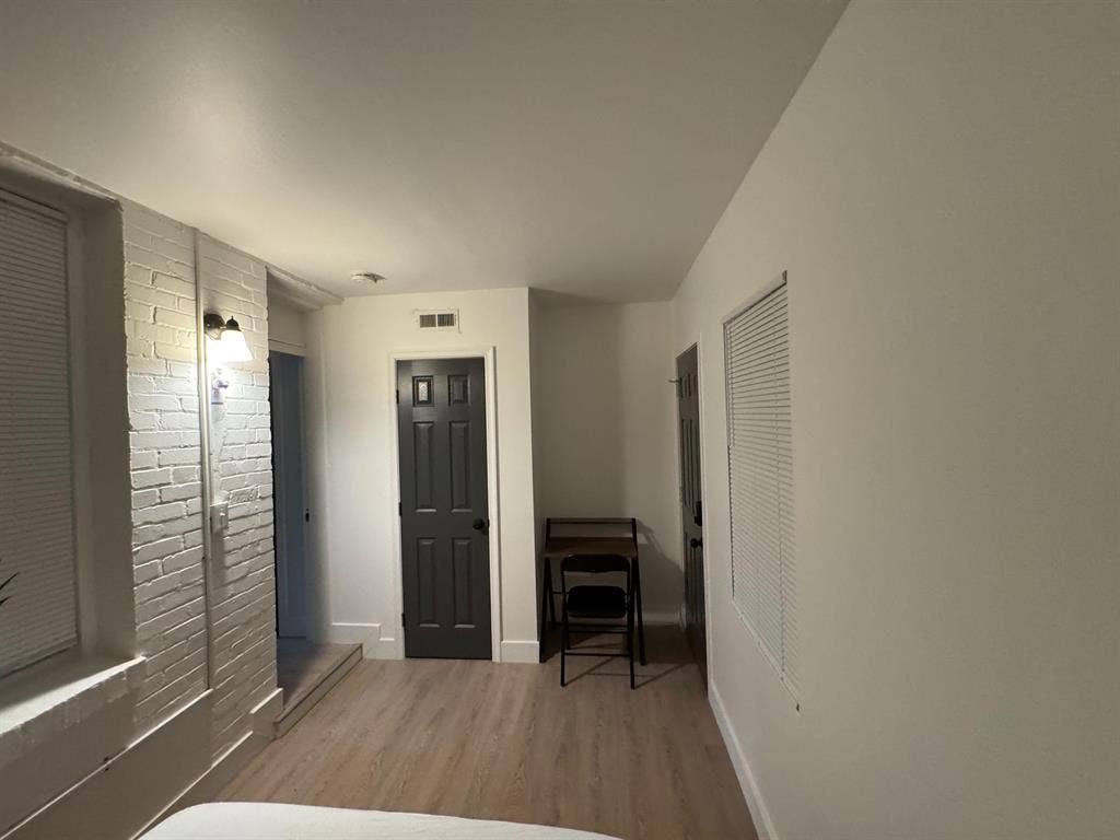 3 BR in Washington