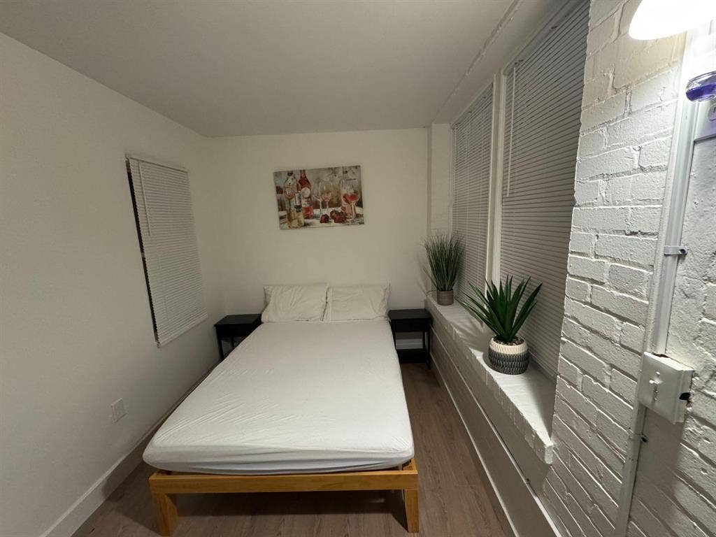 3 BR in Washington