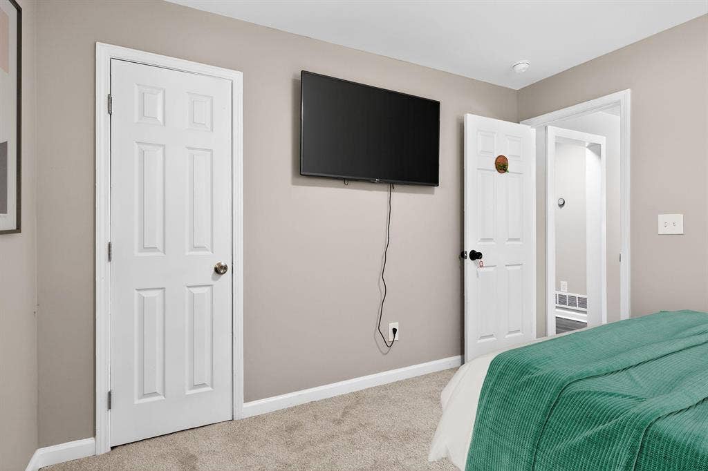 4 BR in East Point