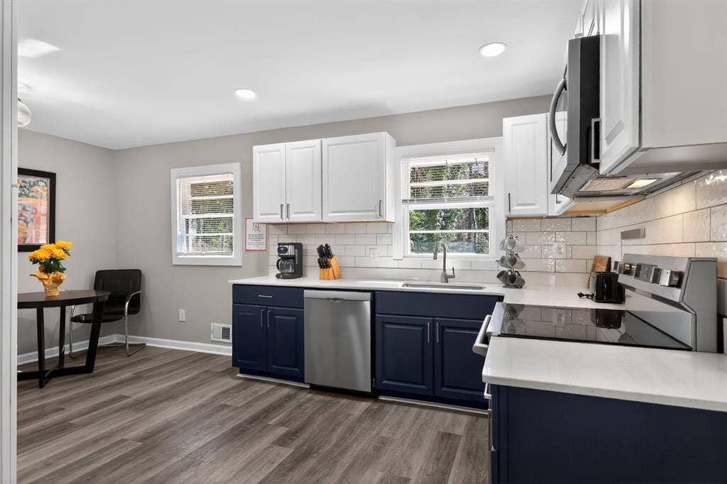 4 BR in East Point