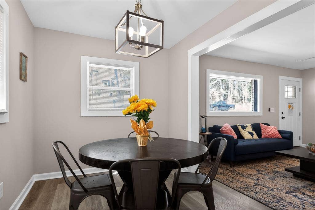 4 BR in East Point