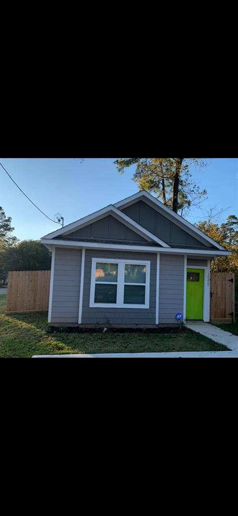 1 BR in Montgomery