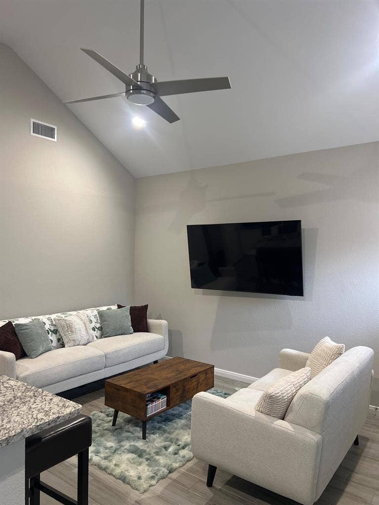 1 BR in Montgomery