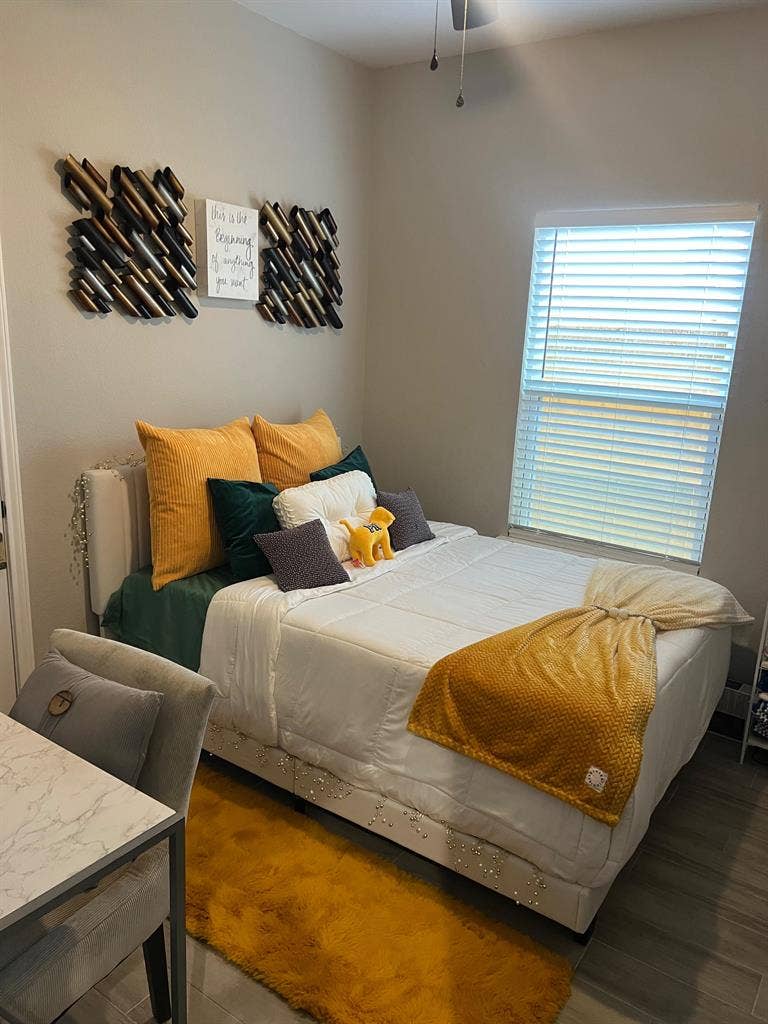 1 BR in Montgomery