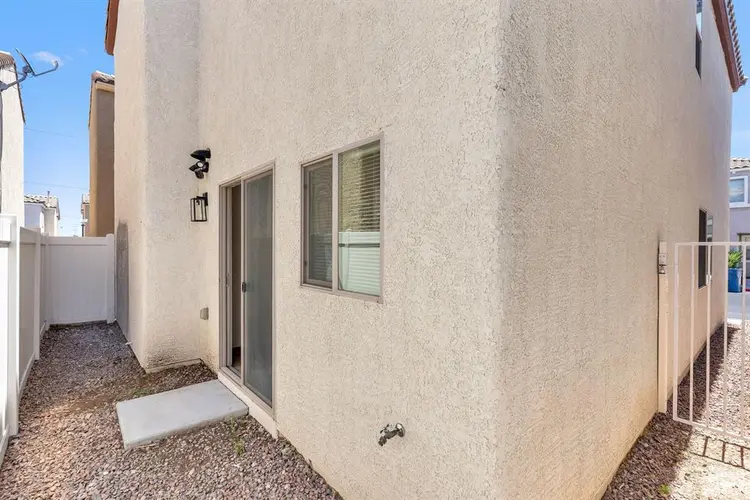 3 BR in Las Vegas