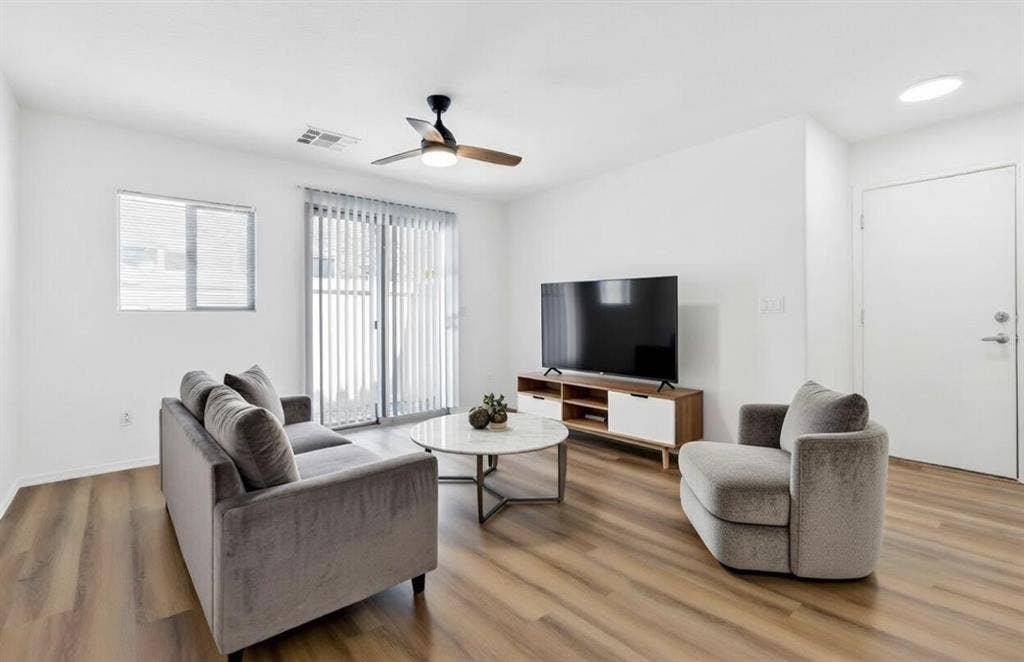 3 BR in Las Vegas