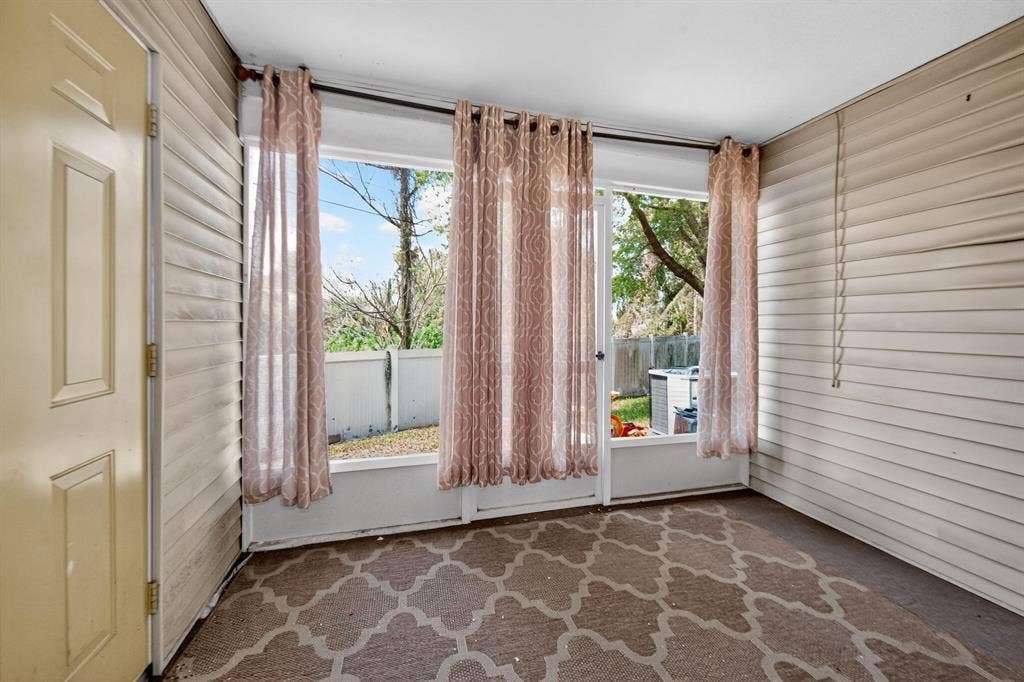 2 BR in Orlando
