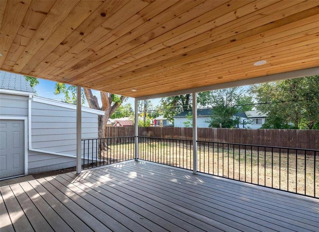 4 BR in Englewood