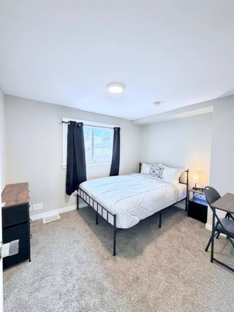 4 BR in Englewood