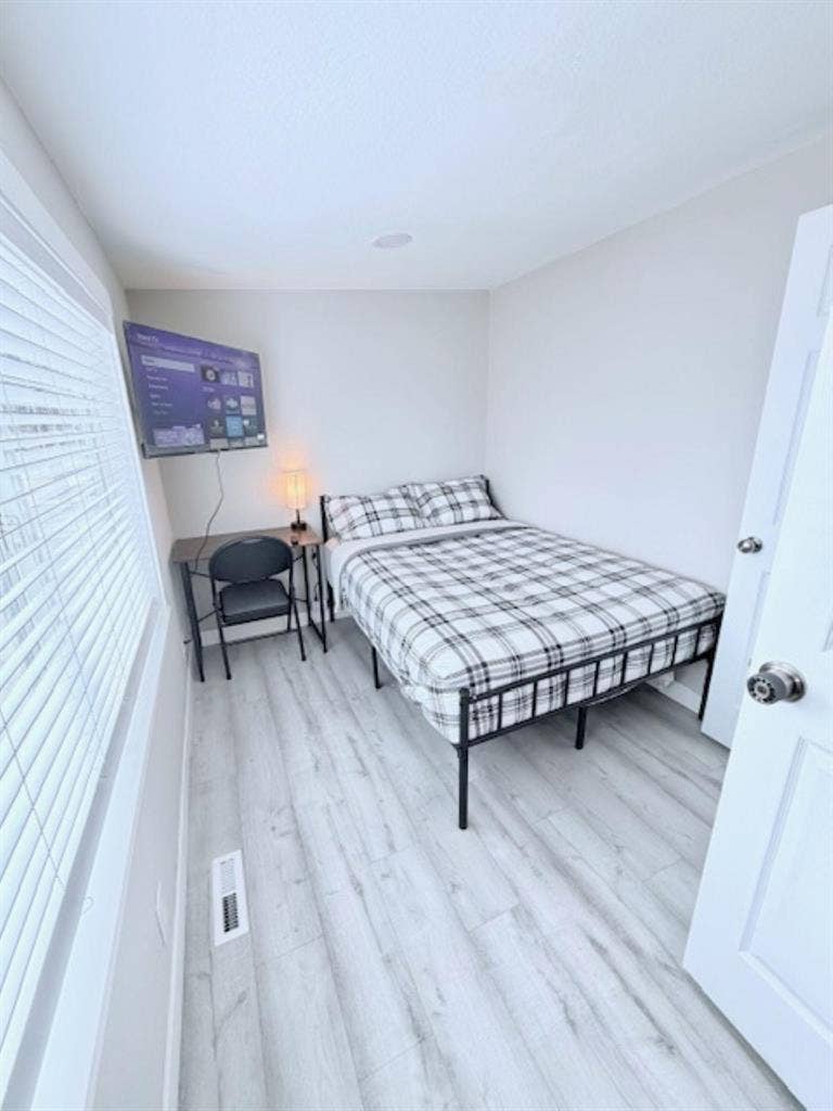 4 BR in Englewood