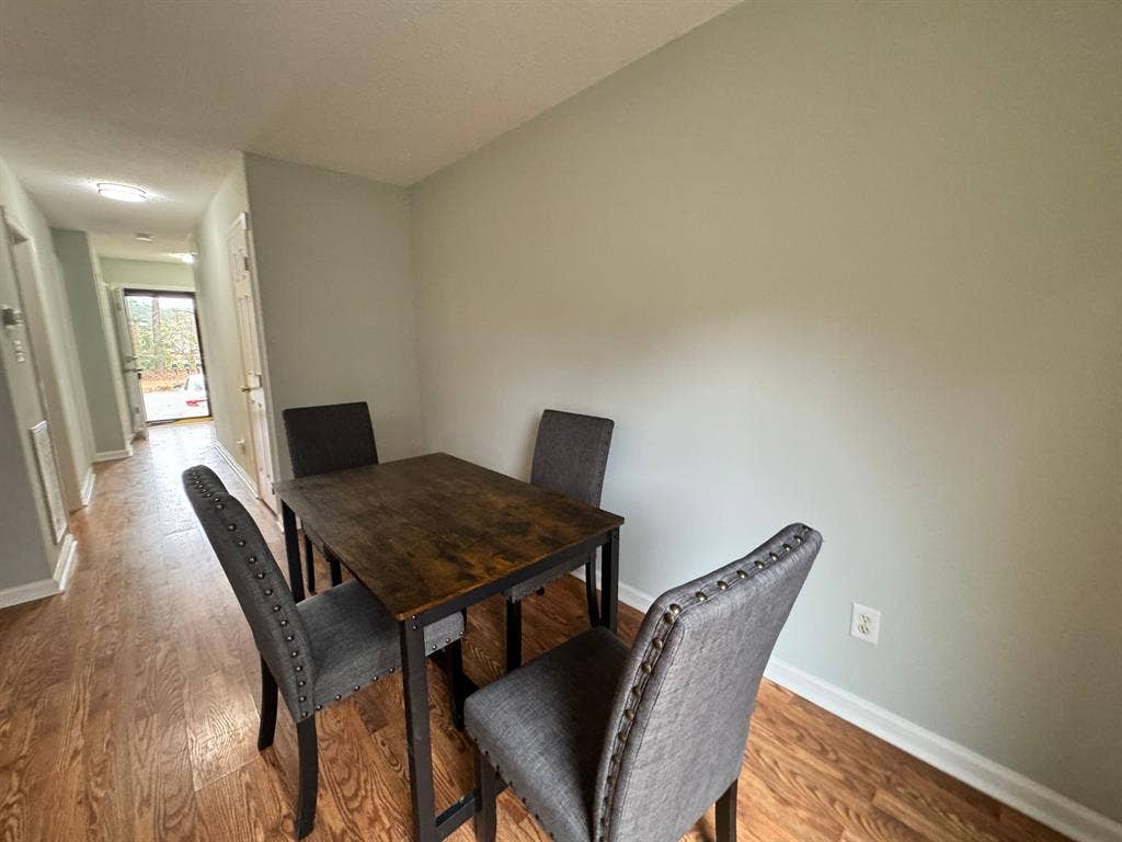 4 BR in Raleigh