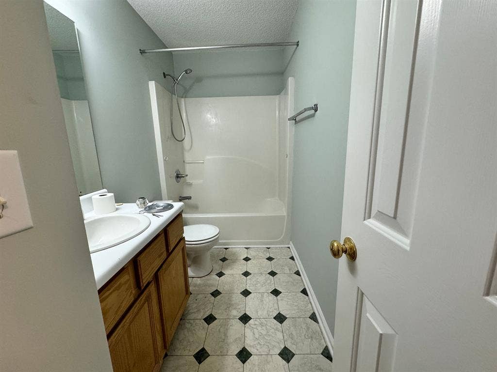 4 BR in Raleigh