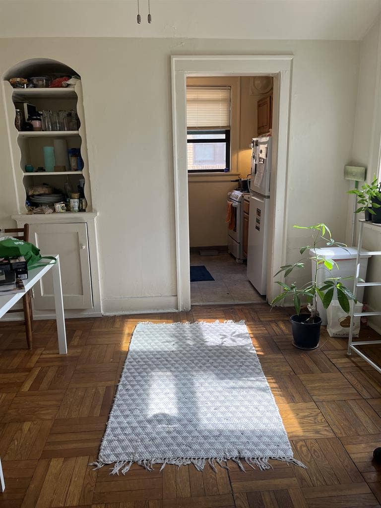 Private bedroom for rent