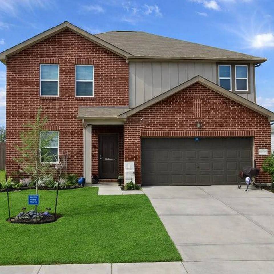 Room For Rent - Available May 15th!