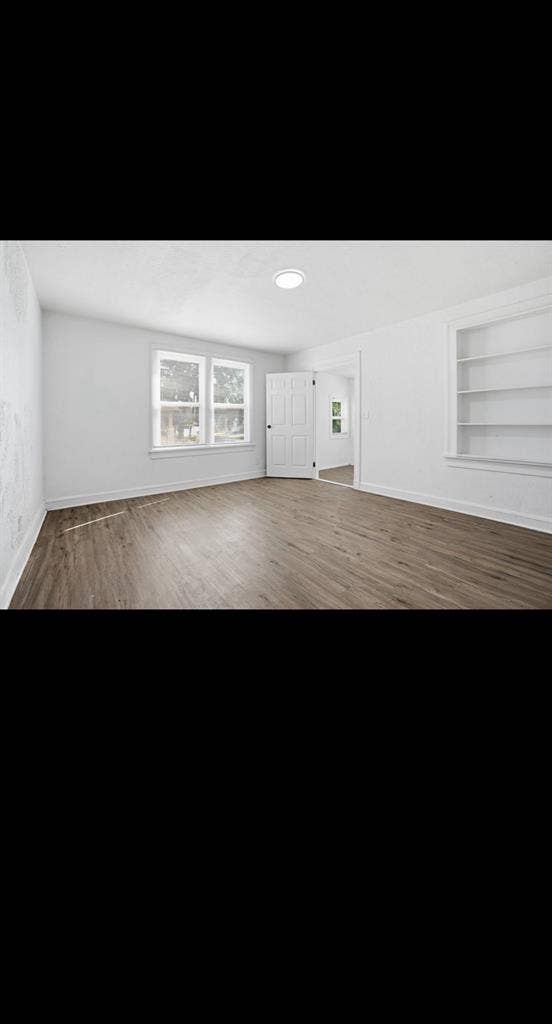 2 Beds/1 Bath MOVE IN READY!