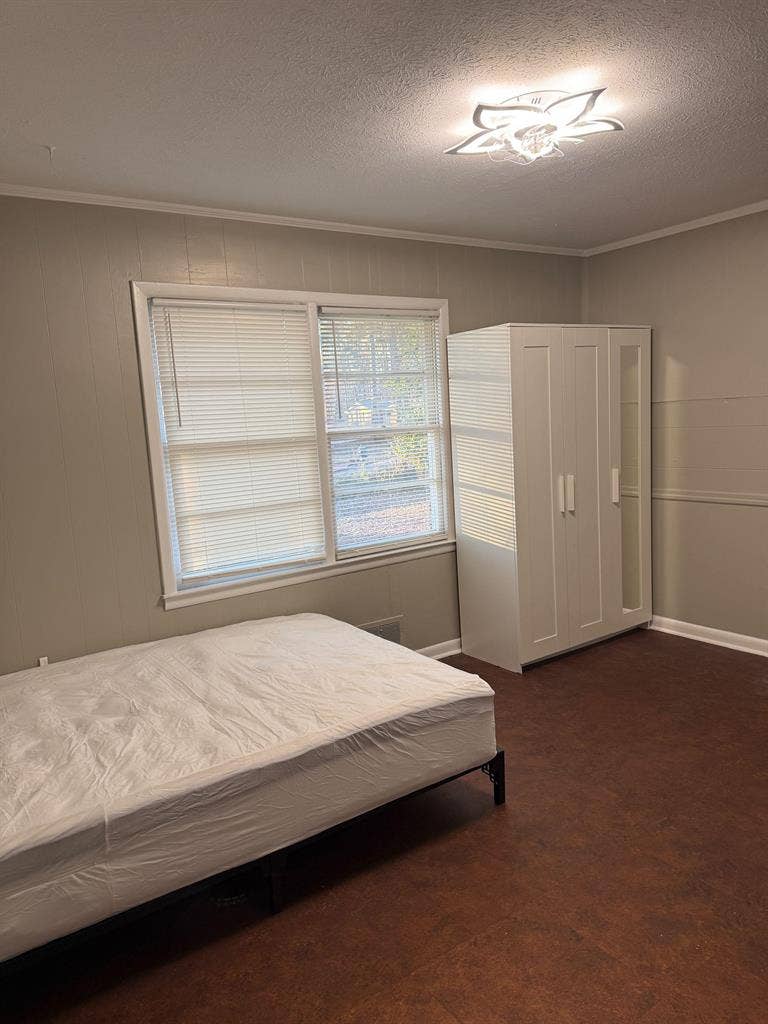 3 BR in Lilburn