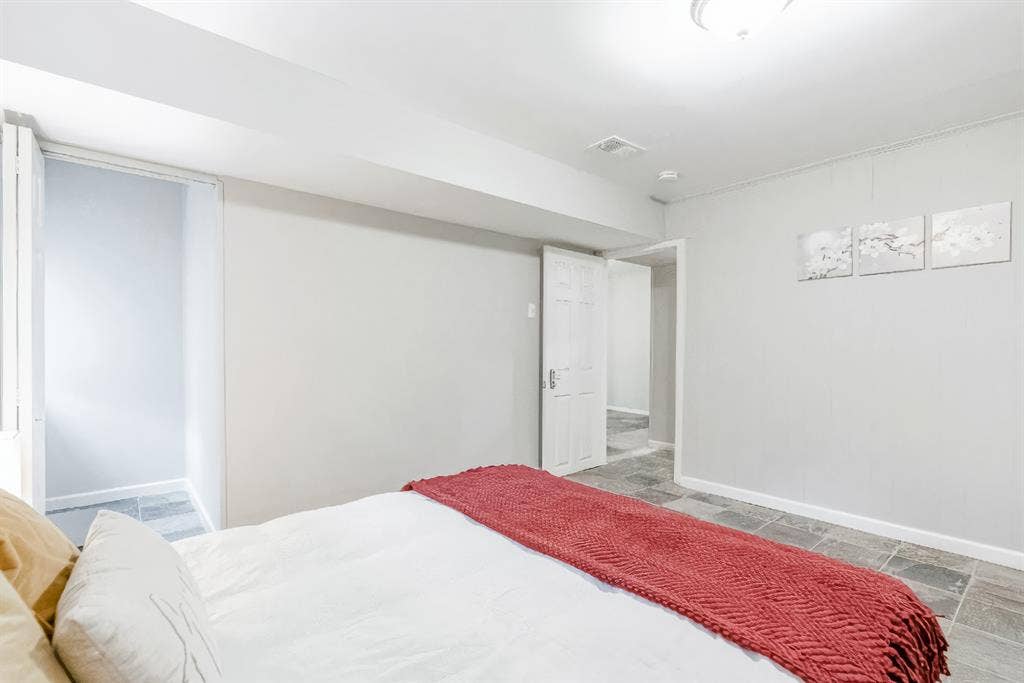 7 BR in Atlanta