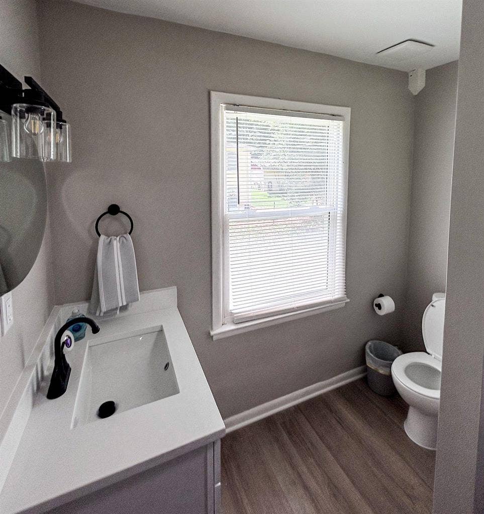 8 BR in Decatur
