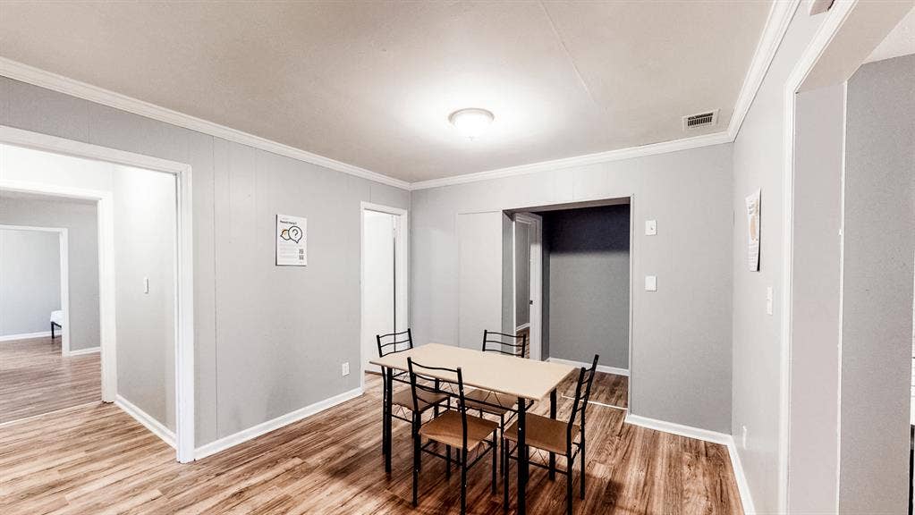 9 BR in College Park