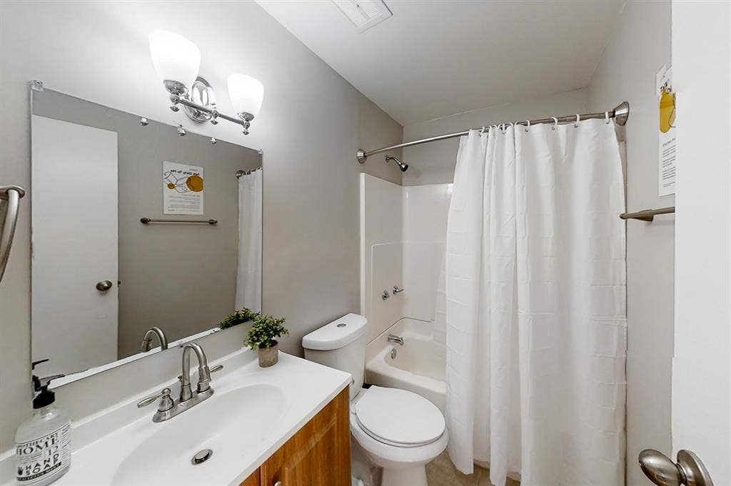 10 BR in College Park