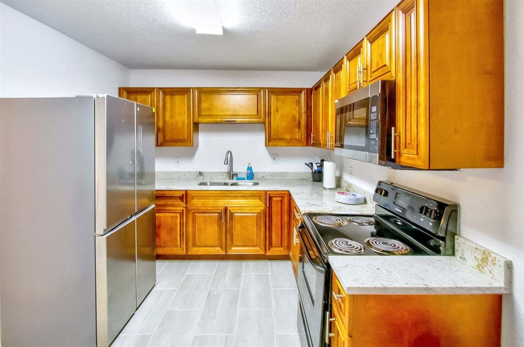 4 BR in Tampa