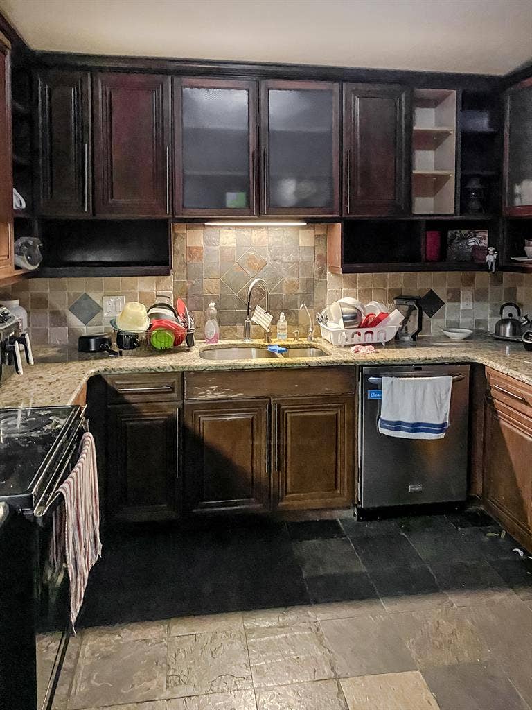 6 BR in Casselberry