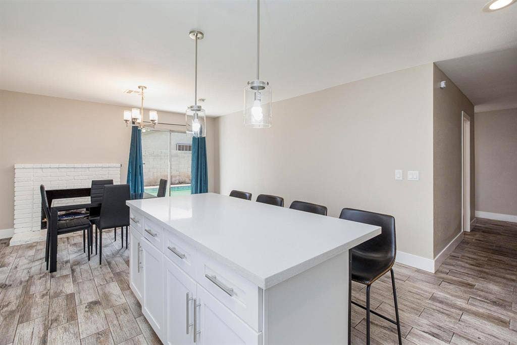 5 BR in Las Vegas