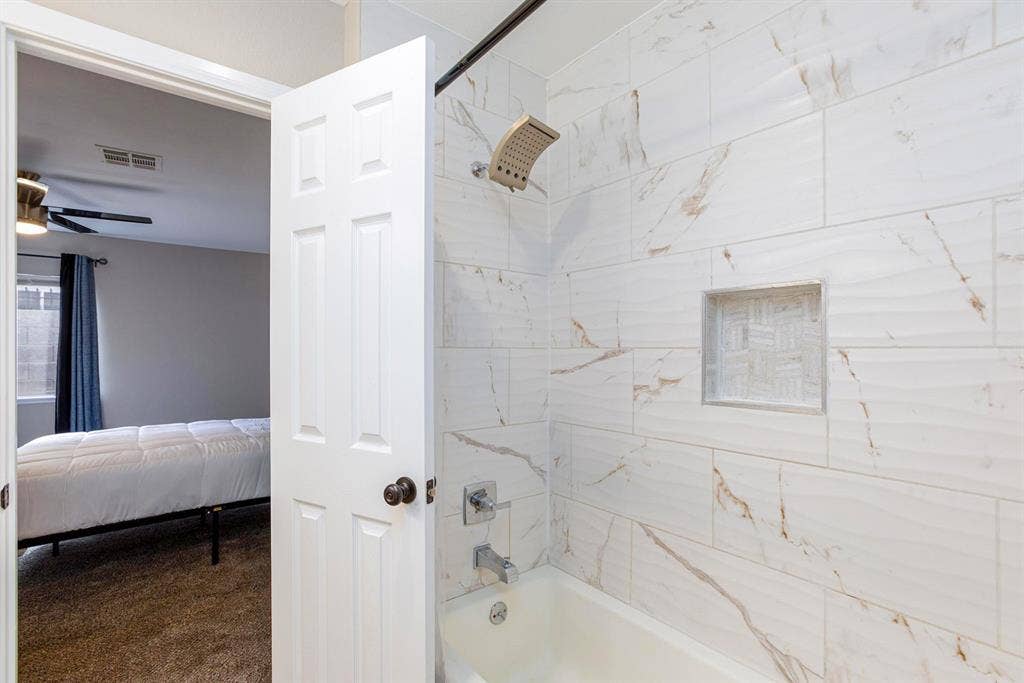 5 BR in Las Vegas