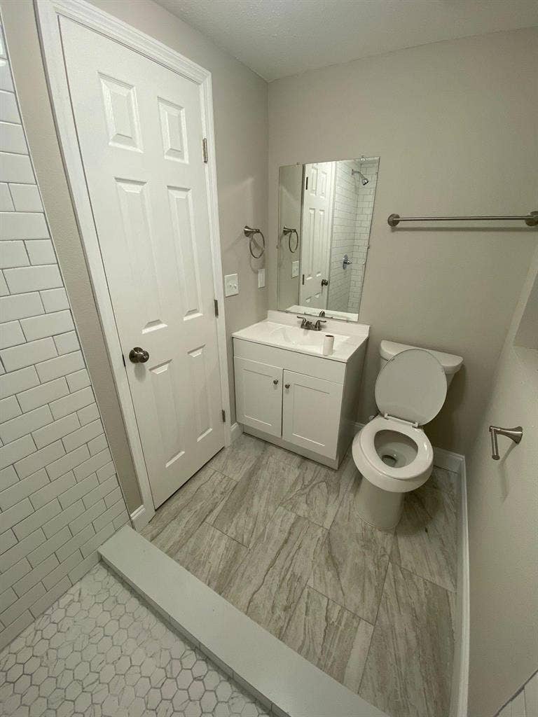 8 BR in Lakeland