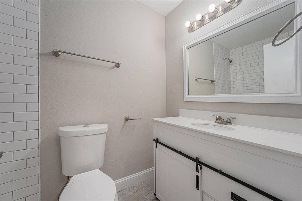 8 BR in Lakeland