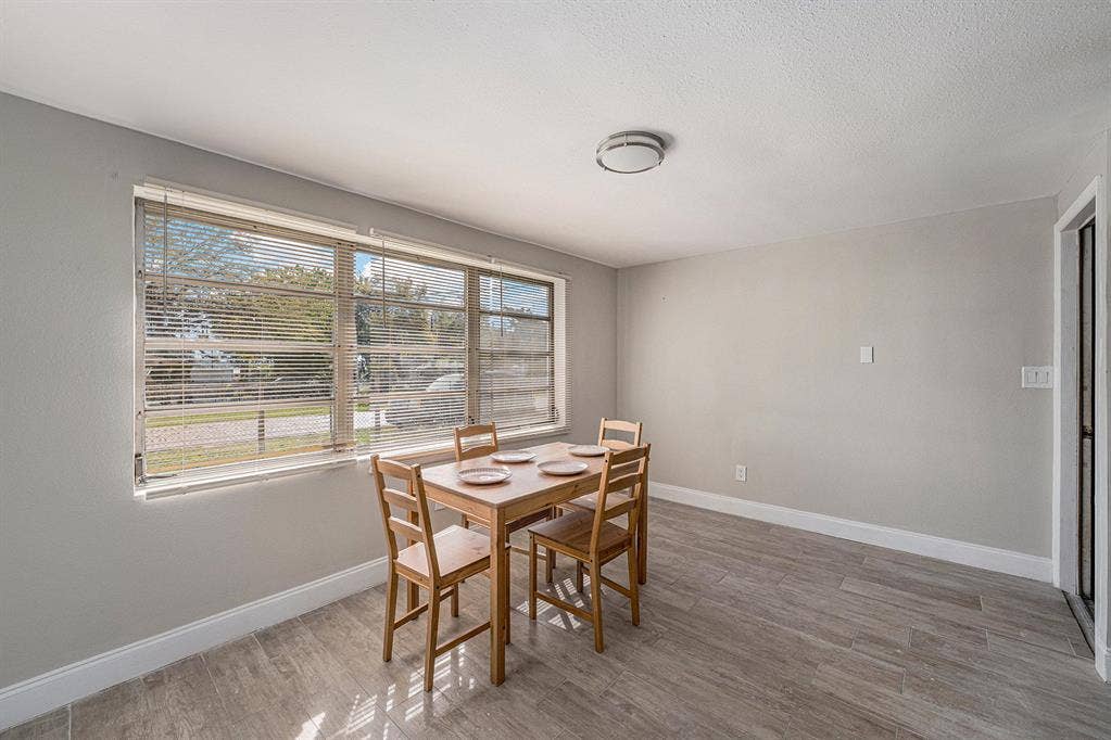 8 BR in Lakeland