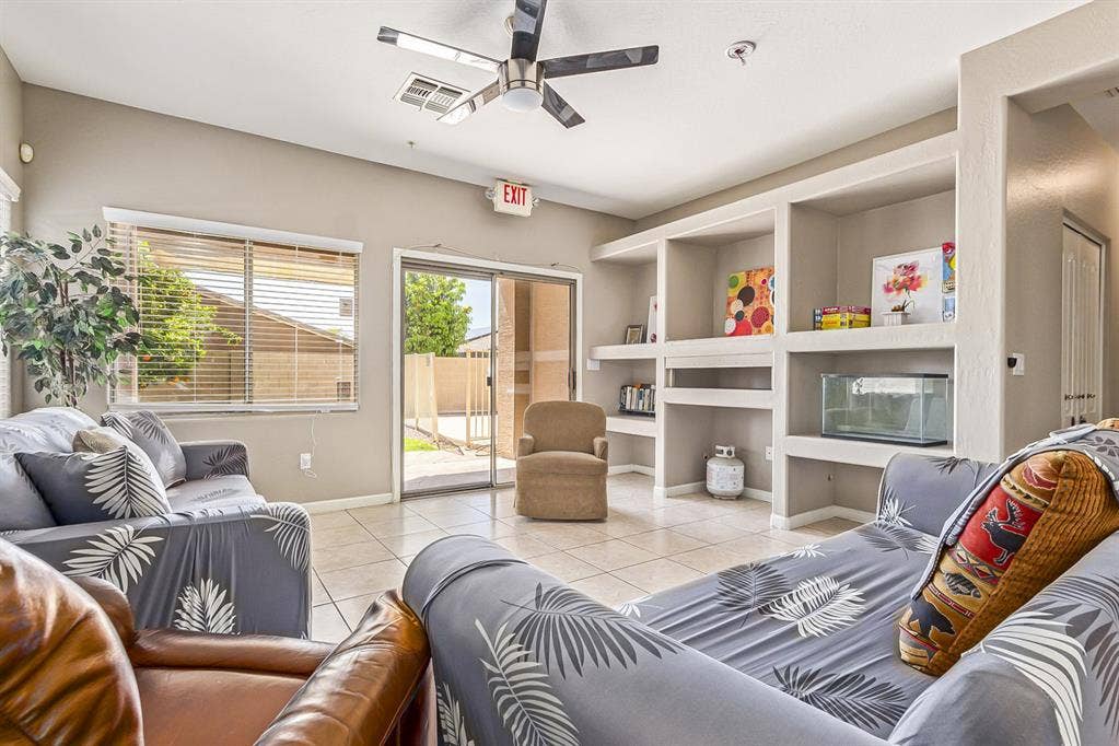 5 BR in Surprise