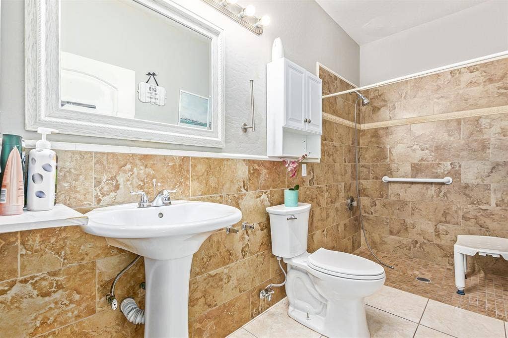 5 BR in Surprise