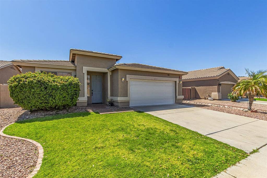 5 BR in Surprise