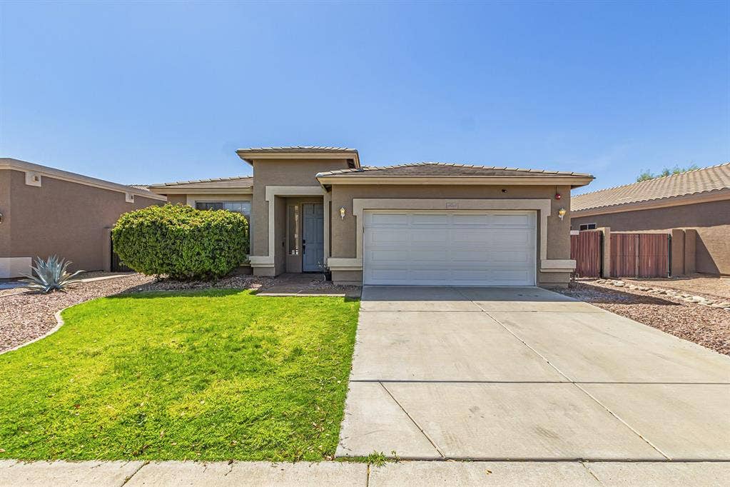 5 BR in Surprise