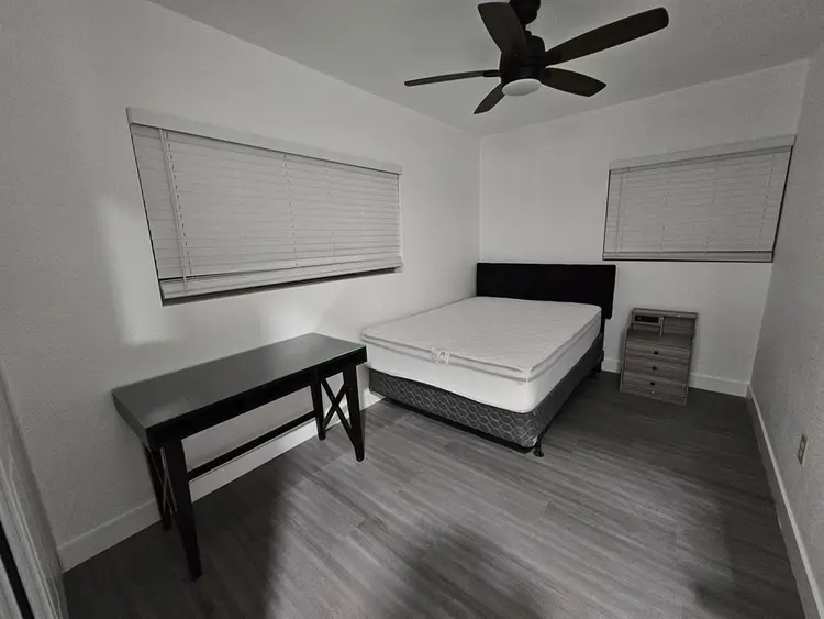 12 BR in Las Vegas