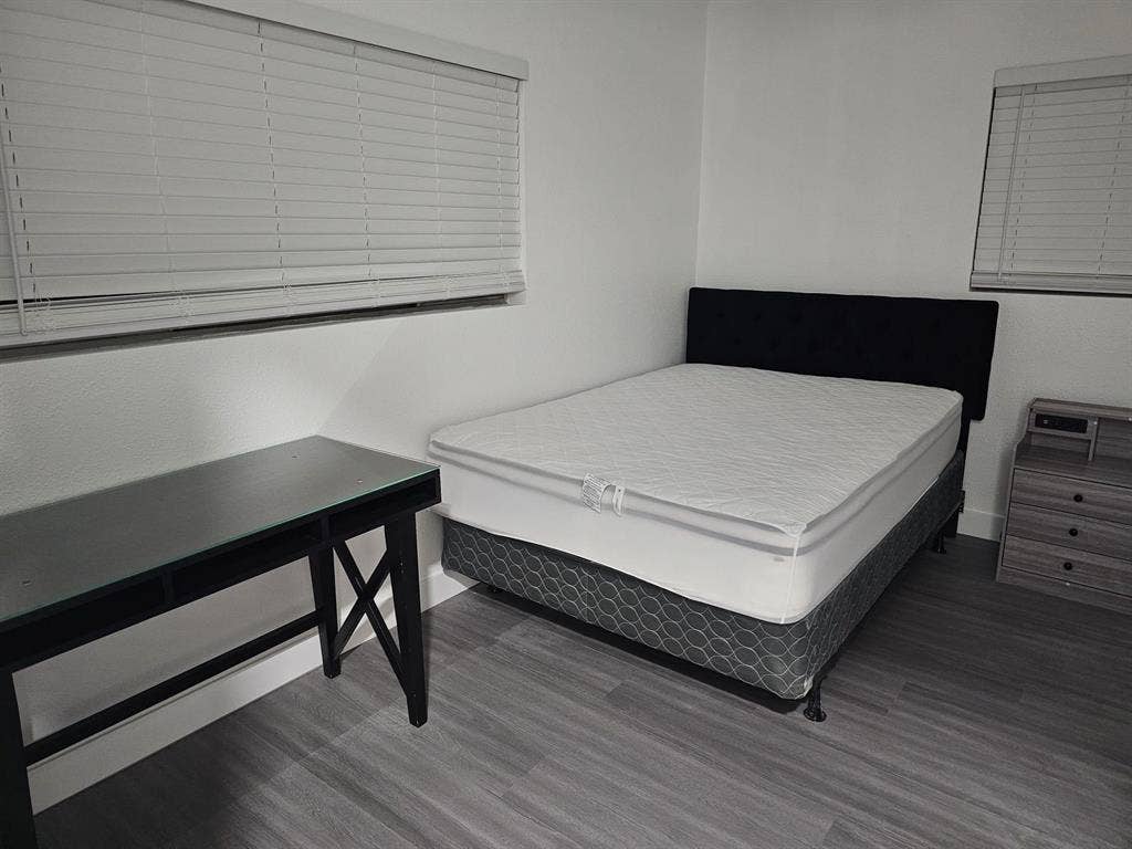 12 BR in Las Vegas