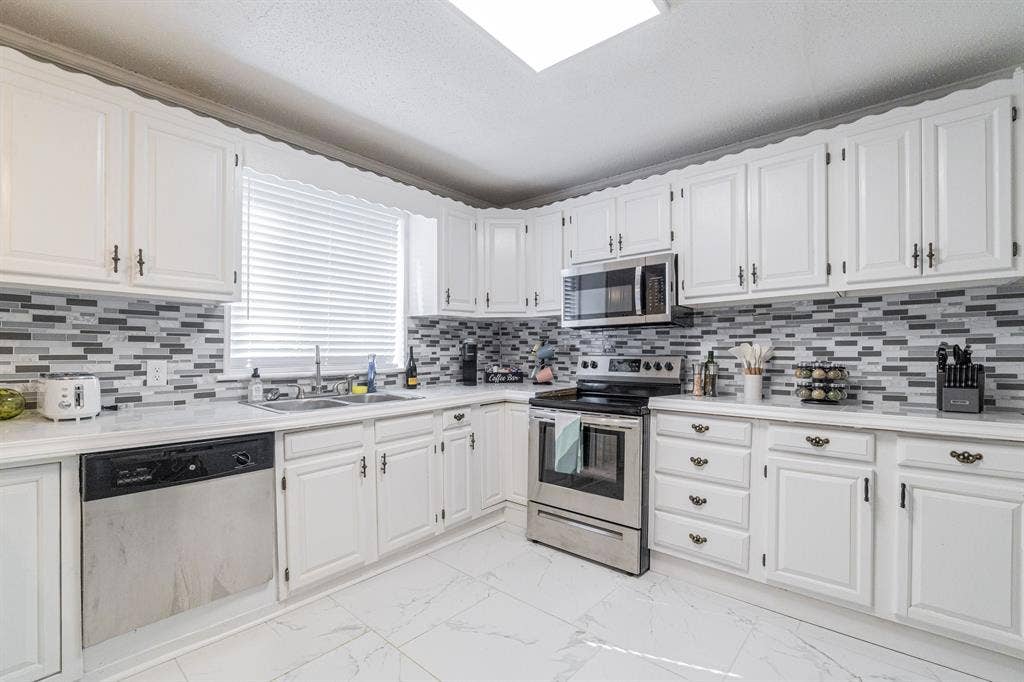 4 BR in Montgomery