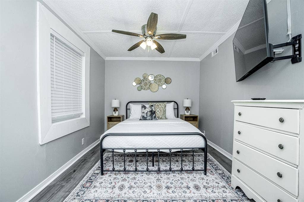 4 BR in Montgomery